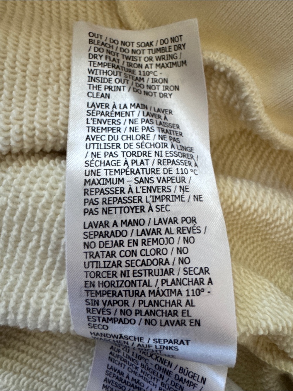 Gucci White Hoodie with Gucci and its logo on the front - Picture 7 of 10